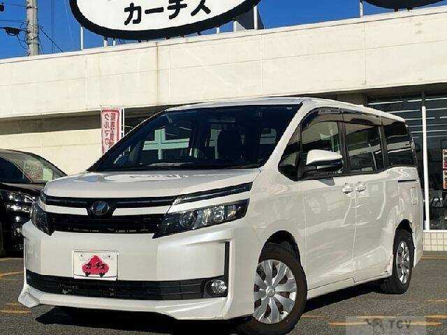 2014 Toyota Voxy