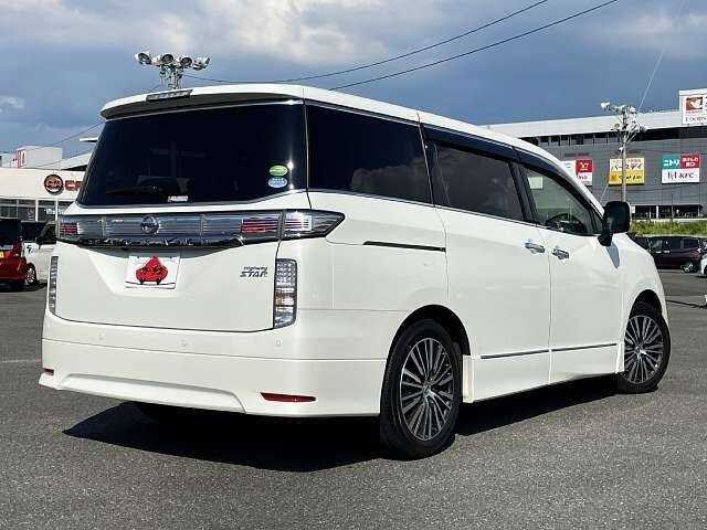 Nissan Elgrand 2019 photo 3