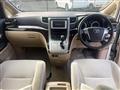 2013 Toyota Alphard