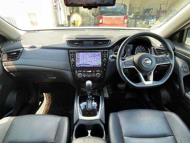 Nissan X-Trail 2018 photo 2
