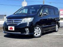2013 Nissan Serena