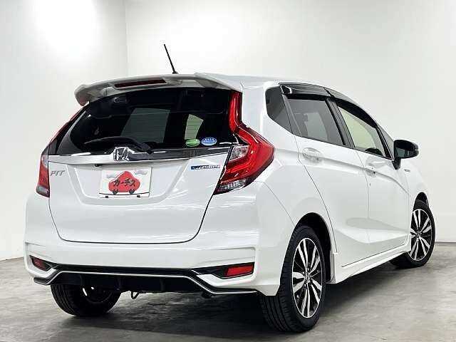 Auto Register Form Used Honda Fit Hybrid 2019 . (53,000 km) - TCV (formerly Trade Car View)