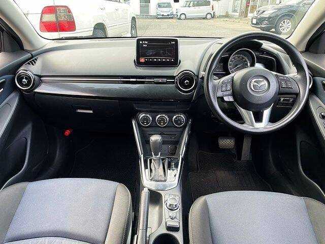 Mazda Demio 2015 photo 2