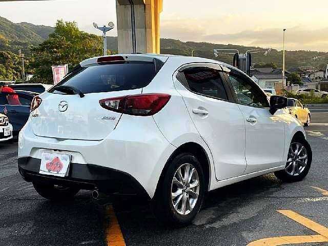 Mazda Demio 2015 photo 3