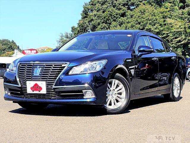2014 Toyota Crown