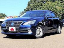 2014 Toyota Crown