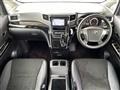 2014 Toyota Vellfire