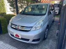 2012 Toyota Isis