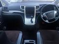 2013 Toyota Alphard