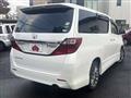 2013 Toyota Alphard