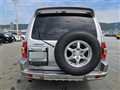 2000 Mitsubishi Pajero