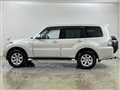 2012 Mitsubishi Pajero