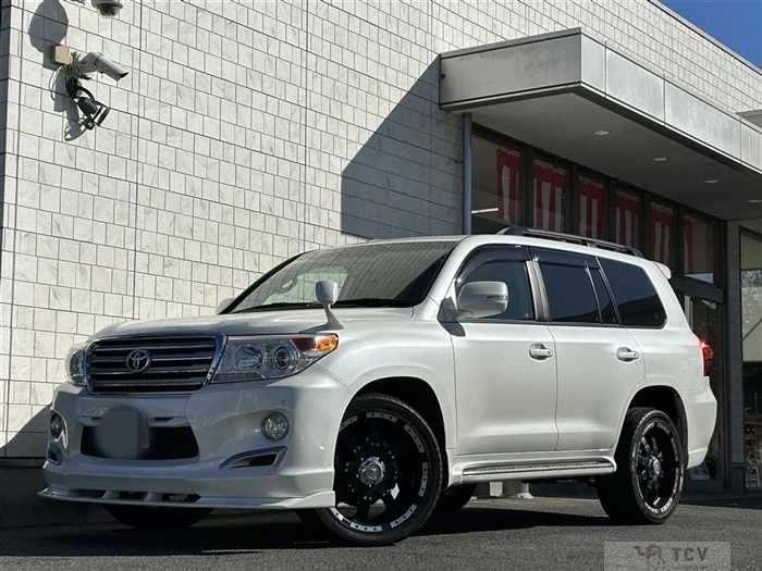2013 Toyota Land Cruiser