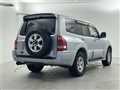 2005 Mitsubishi Pajero