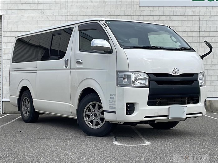 2010 Toyota Hiace Van