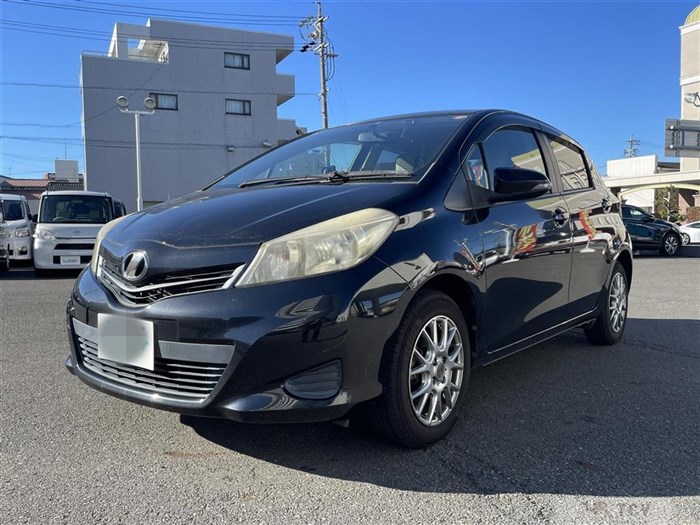 2011 Toyota Vitz
