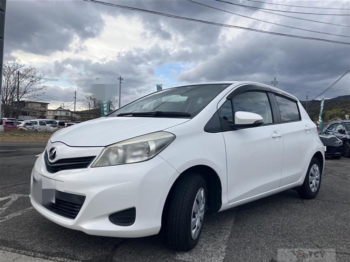 2012 Toyota Vitz