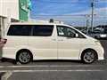 2005 Toyota Alphard