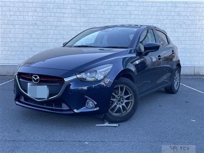 2016 Mazda Demio