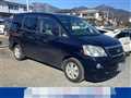 2005 Toyota Noah