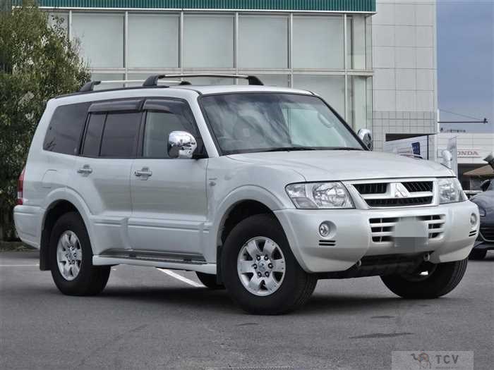 2005 Mitsubishi Pajero
