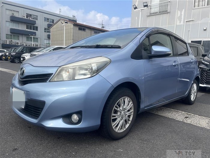 2011 Toyota Vitz