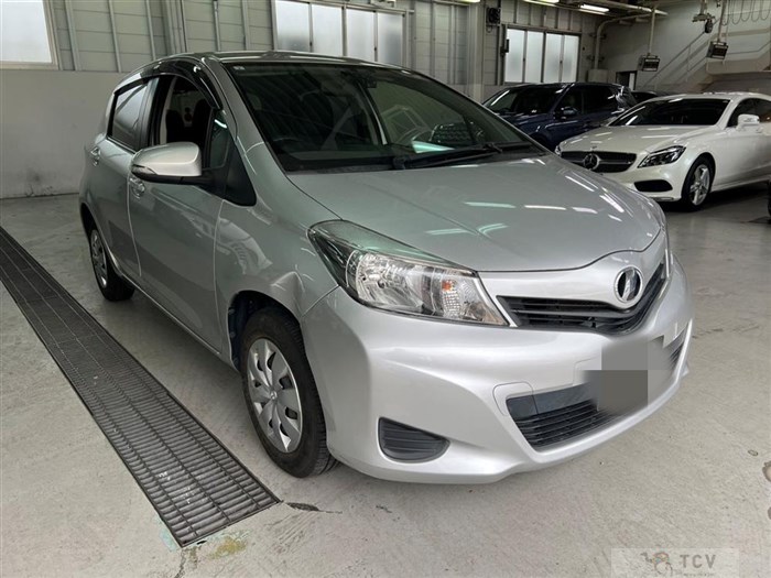 2013 Toyota Vitz