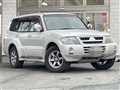 2005 Mitsubishi Pajero