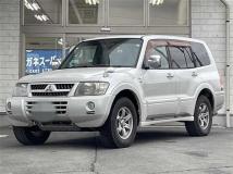 2005 Mitsubishi Pajero