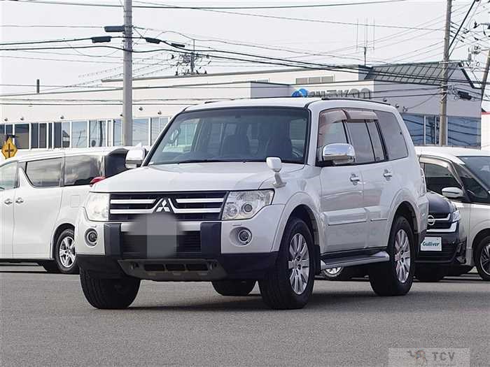 2006 Mitsubishi Pajero