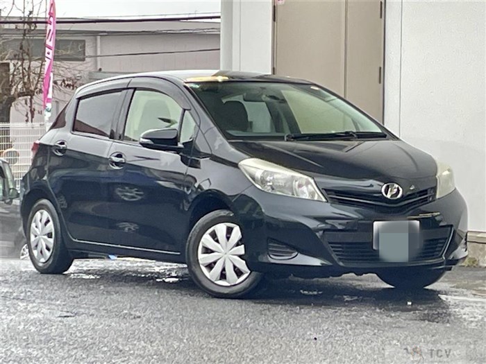 2013 Toyota Vitz
