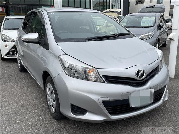 2013 Toyota Vitz