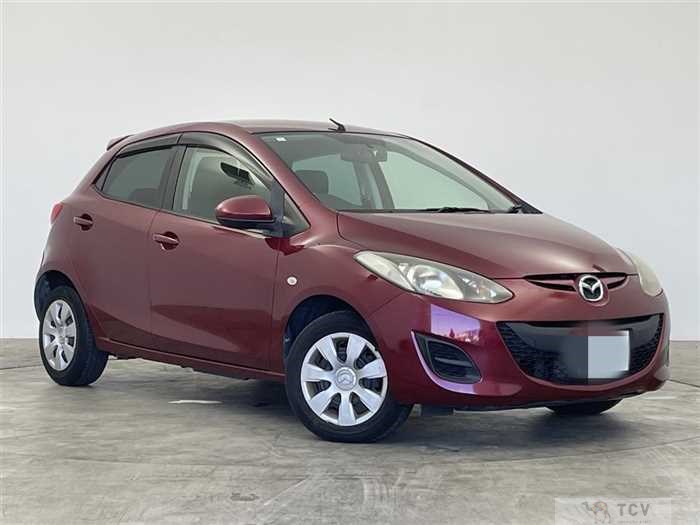 2013 Mazda Demio