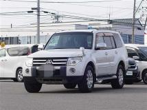 2006 Mitsubishi Pajero