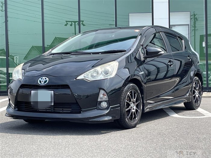 2013 Toyota AQUA