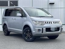 2009 Mitsubishi Delica D5