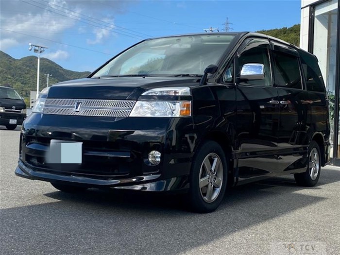 2006 Toyota Voxy