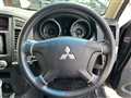 2013 Mitsubishi Pajero