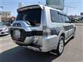 2019 Mitsubishi Pajero