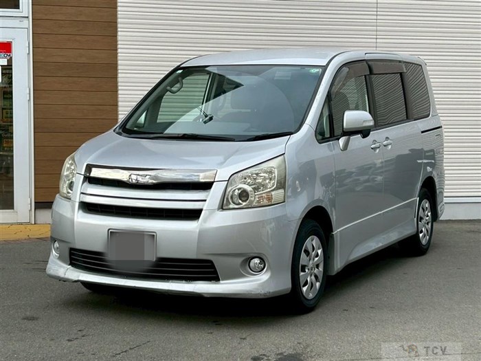2009 Toyota Noah