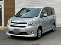 2009 Toyota Noah