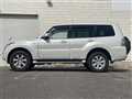 2014 Mitsubishi Pajero