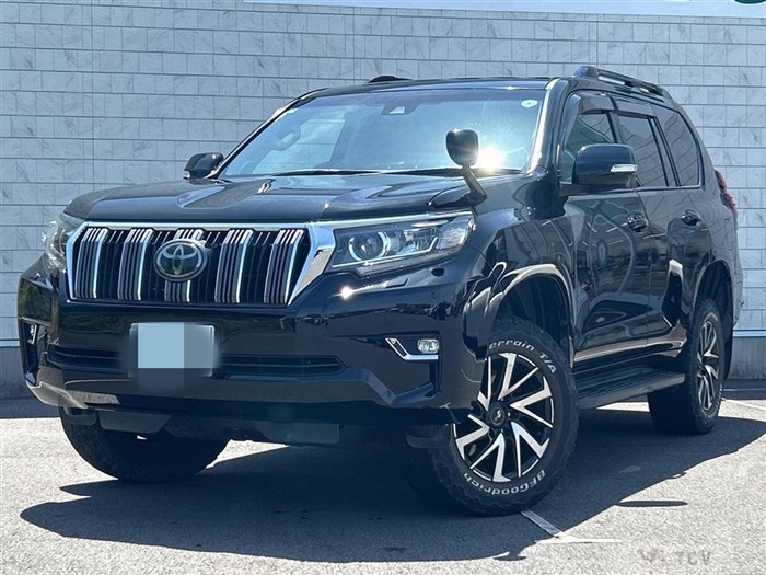 2018 Toyota Land Cruiser Prado