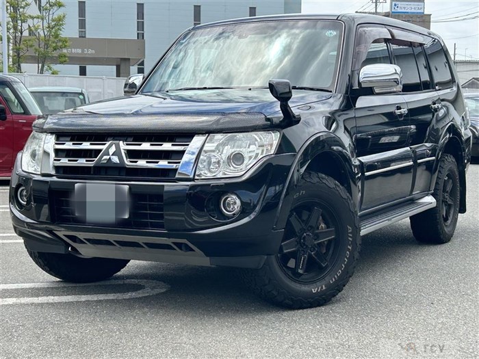 2014 Mitsubishi Pajero
