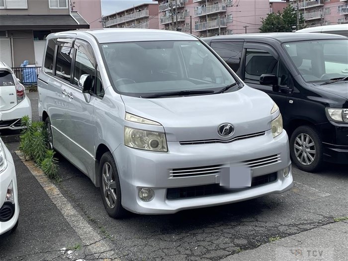 2009 Toyota Voxy