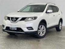 2015 Nissan X-Trail Hybrid