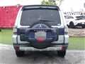 2006 Mitsubishi Pajero