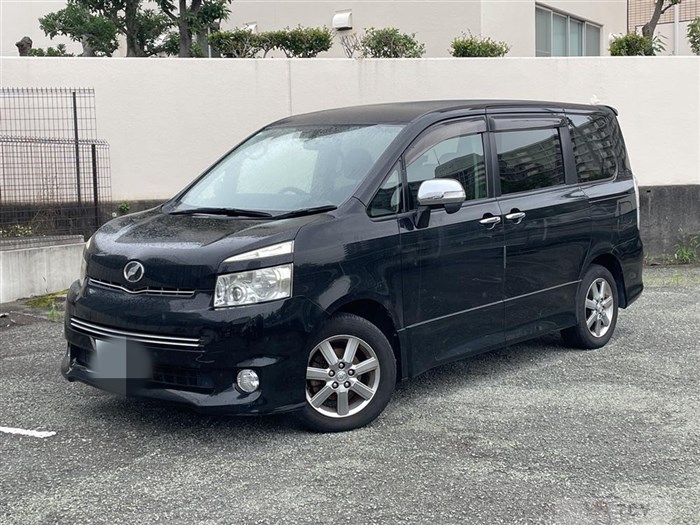 2009 Toyota Voxy