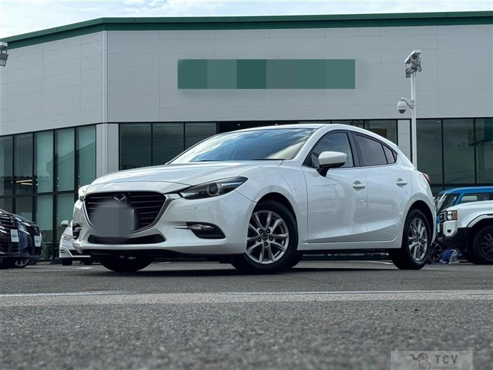 2019 Mazda Axela