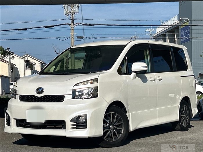 2012 Toyota Voxy